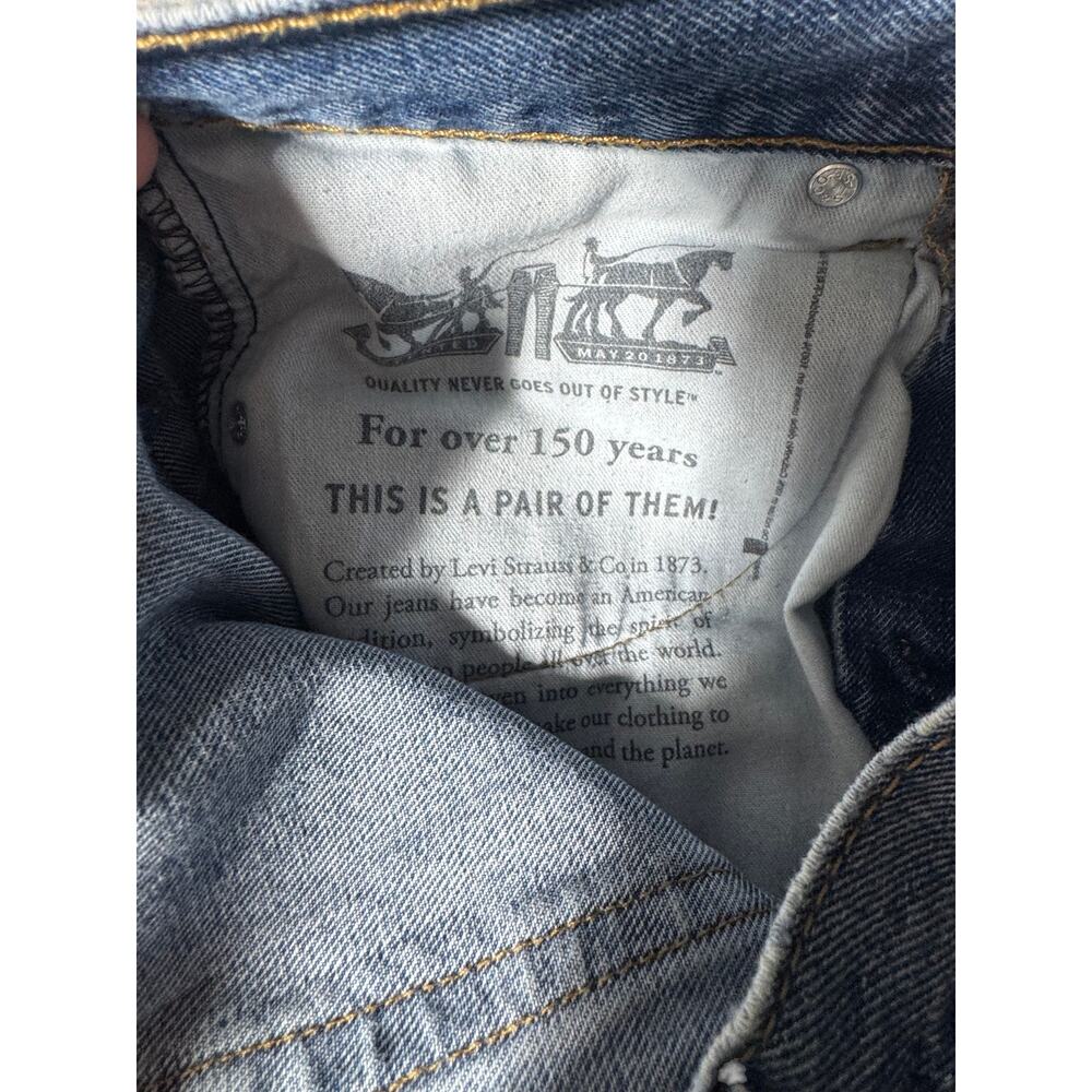 Levi's 505 Straight Jeans Men's 31x32 Blue 5 Pocket Denim Medium Wash Button - Picture 9 of 13